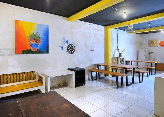 Bunk Bed And Breakfast Yogyakarta